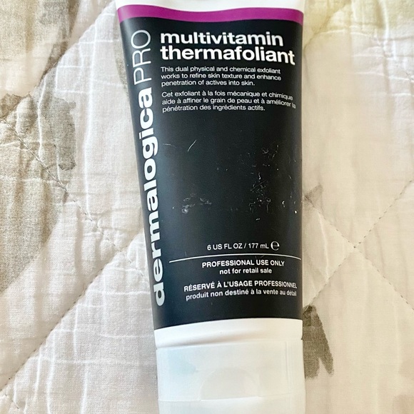 Dermalogica Full size 6oz multivitamin thermafoliant. NEW w/o box. See pix.